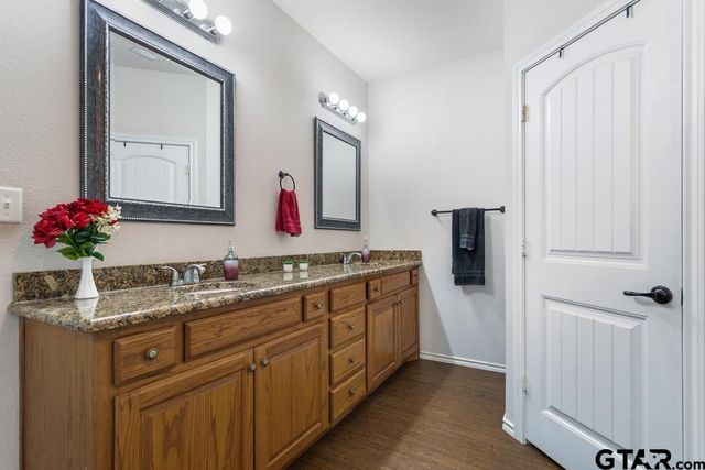 14223 LONE PINE DR, Brownsboro, TX 75756