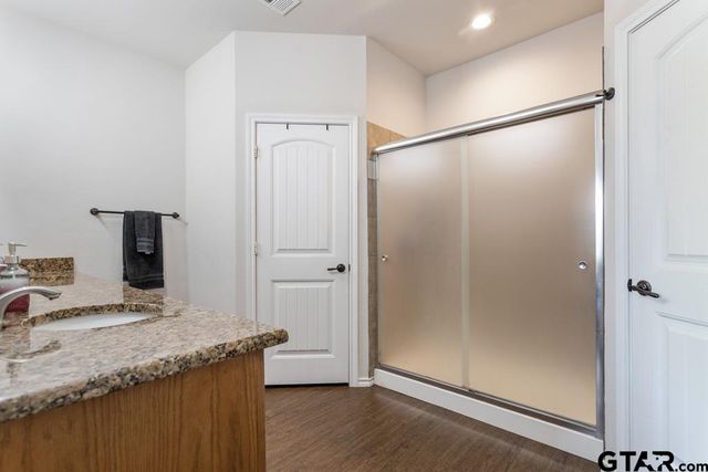 14223 LONE PINE DR, Brownsboro, TX 75756