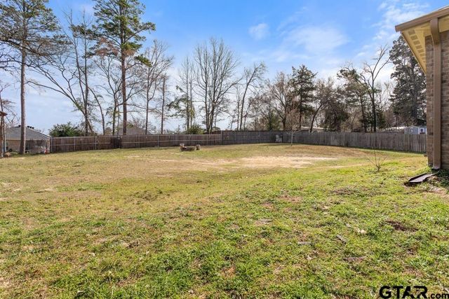 14223 LONE PINE DR, Brownsboro, TX 75756