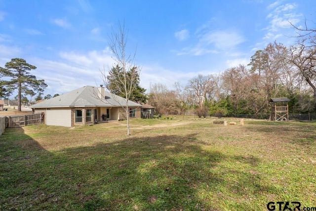 14223 LONE PINE DR, Brownsboro, TX 75756
