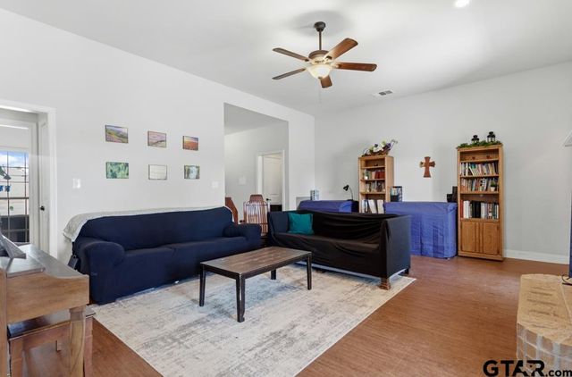 14223 LONE PINE DR, Brownsboro, TX 75756