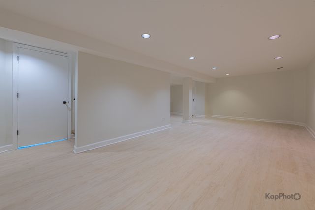 102 N Waterford Drive, Schaumburg, IL 60194