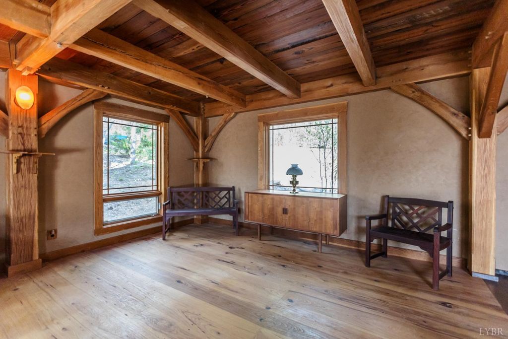 Image 10 of property listing at 278 Salt Lick Lane, Appomattox, VA 24522