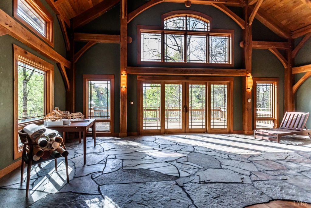 Image 20 of property listing at 278 Salt Lick Lane, Appomattox, VA 24522