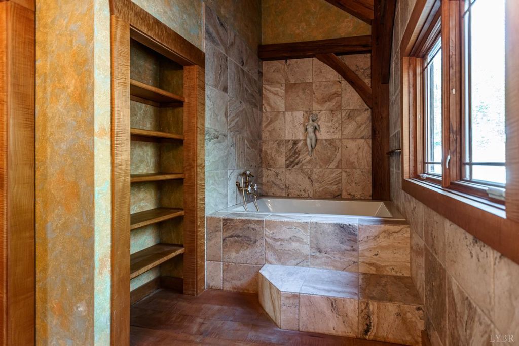 Image 34 of property listing at 278 Salt Lick Lane, Appomattox, VA 24522