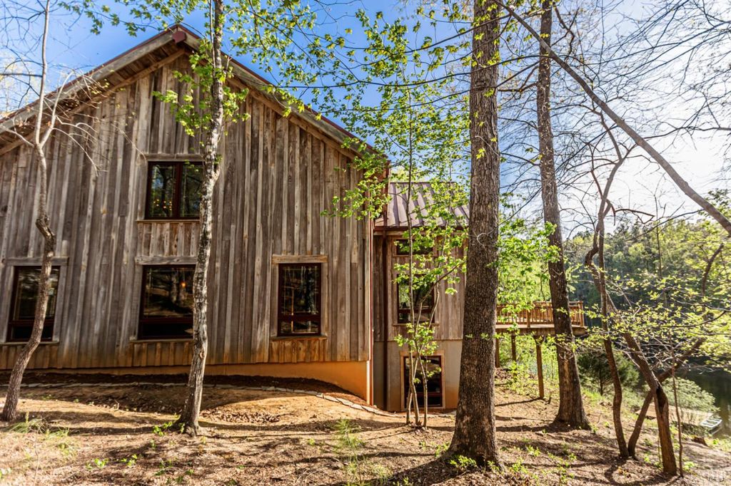 Image 63 of property listing at 278 Salt Lick Lane, Appomattox, VA 24522