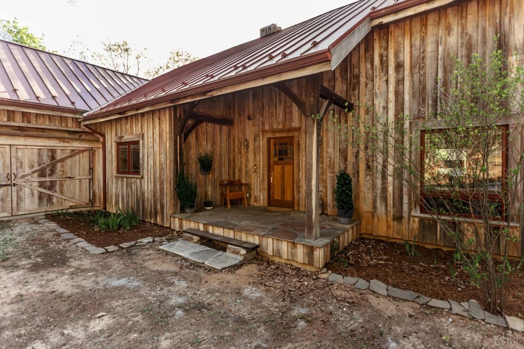 Image 66 of property listing at 278 Salt Lick Lane, Appomattox, VA 24522