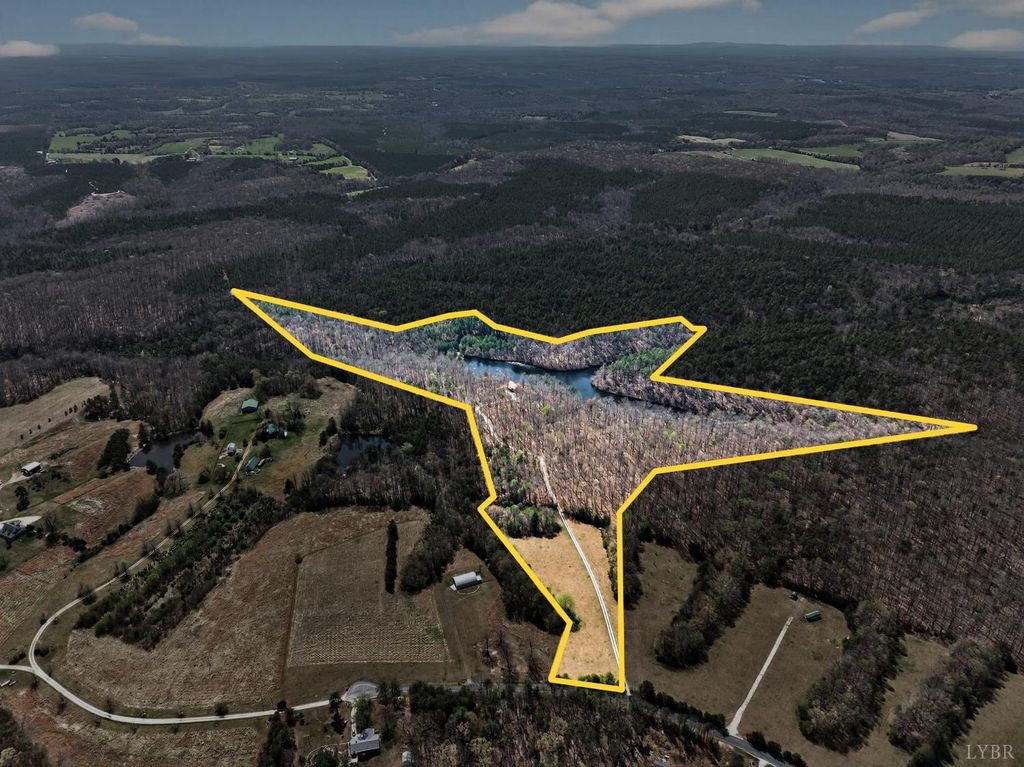 Image 72 of property listing at 278 Salt Lick Lane, Appomattox, VA 24522