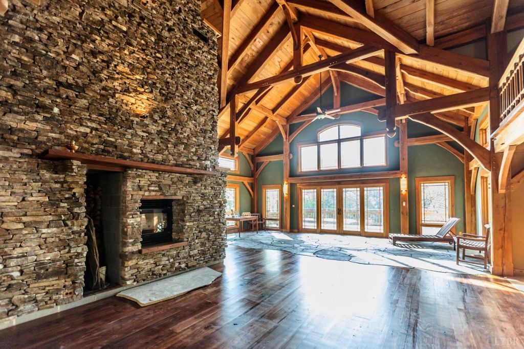 Image 8 of property listing at 278 Salt Lick Lane, Appomattox, VA 24522