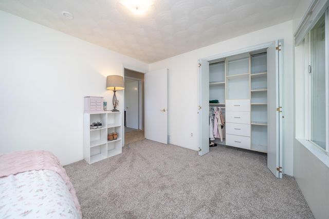 6018 S Stone St, Spokane, WA 99223