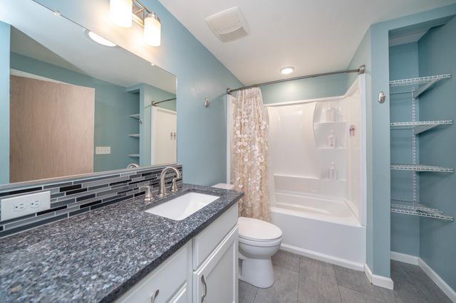 6018 S Stone St, Spokane, WA 99223