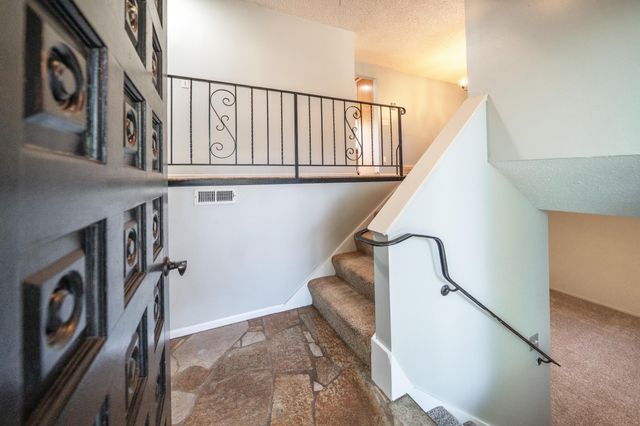 6018 S Stone St, Spokane, WA 99223