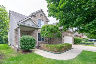 5808 Windstar Circle, Waterford Charter Township, MI 48327
