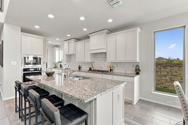 8654 Infinity Ave, San Antonio, TX 78254