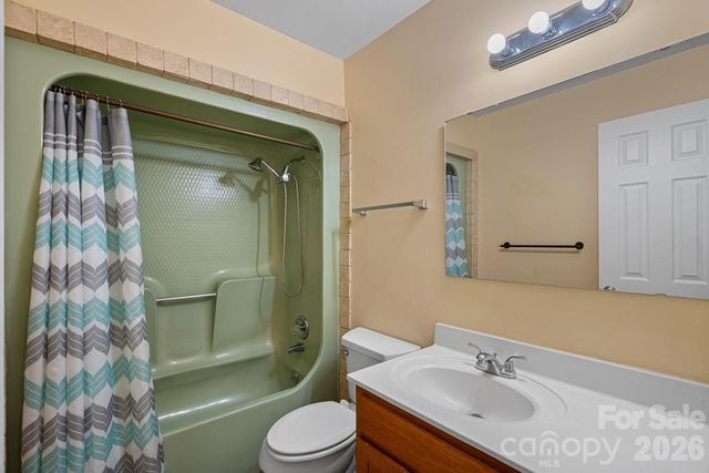 10941 Flat Iron Road, Charlotte, NC 28226