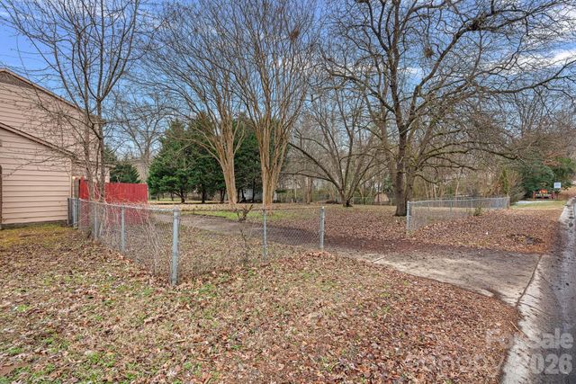 10941 Flat Iron Road, Charlotte, NC 28226