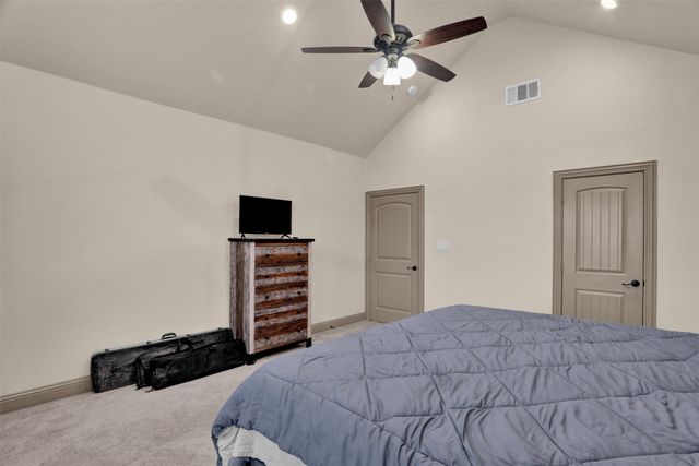 231 Orduna Street, Trenton, TX 75490