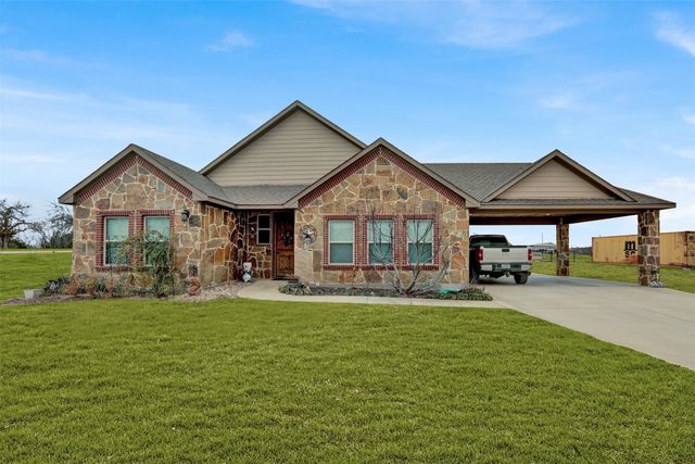 231 Orduna Street, Trenton, TX 75490