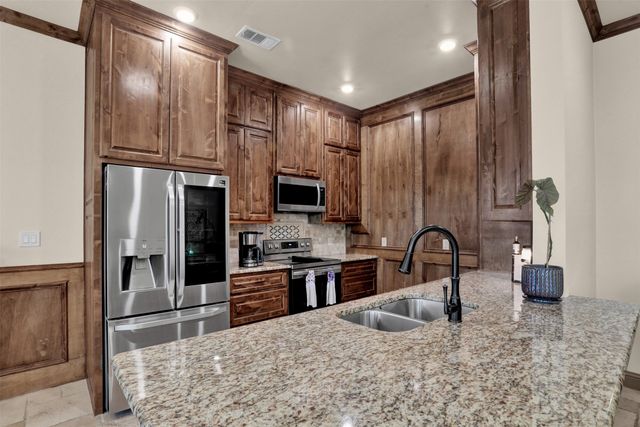 231 Orduna Street, Trenton, TX 75490