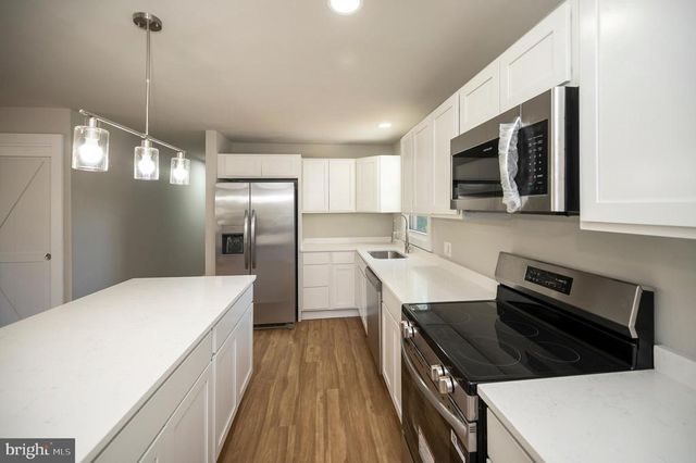 12008 ANDORA DR, Fredericksburg, VA 22407