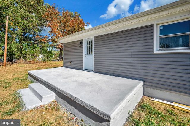 12008 ANDORA DR, Fredericksburg, VA 22407