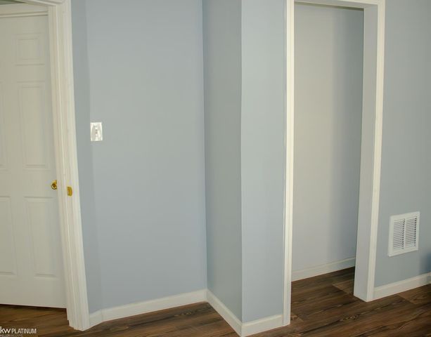 11835 Sanford Street, Detroit, MI 48205