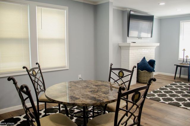 11835 Sanford Street, Detroit, MI 48205