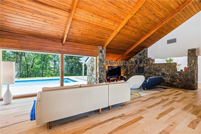 4411 Sentinel Post Road NW, Atlanta, GA 30327
