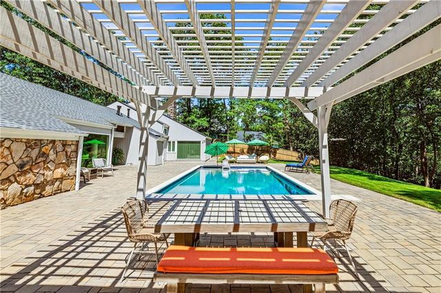 4411 Sentinel Post Road NW, Atlanta, GA 30327