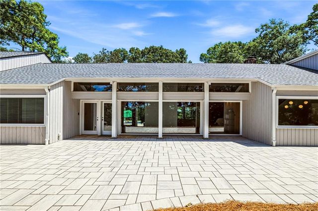 4411 Sentinel Post Road NW, Atlanta, GA 30327