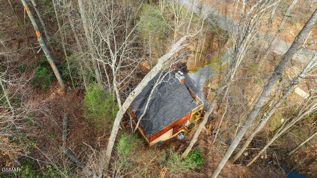1418 School House Gap Road, Sevierville, TN 37876