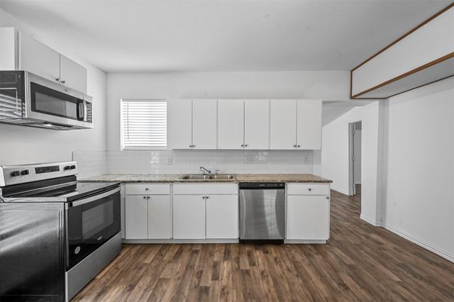 708 W Day Street, Denison, TX 75020