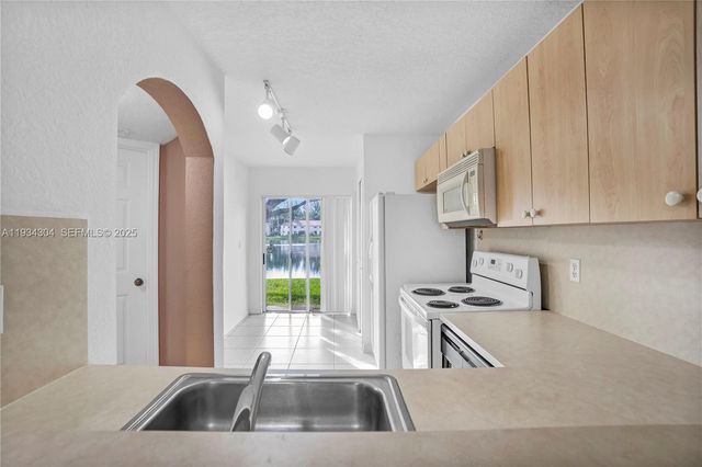 1250 SE 29th St 105-58, Homestead, FL 33035