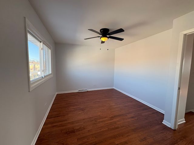 9850 Garden Court, Schiller Park, IL 60176