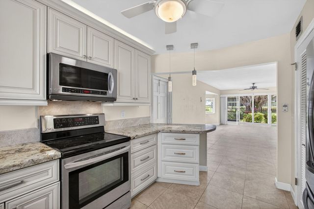 6 Garden Street E 108p, Tequesta, FL 33469