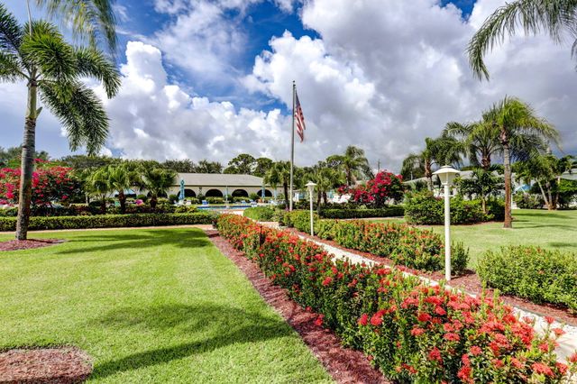 6 Garden Street E 108p, Tequesta, FL 33469