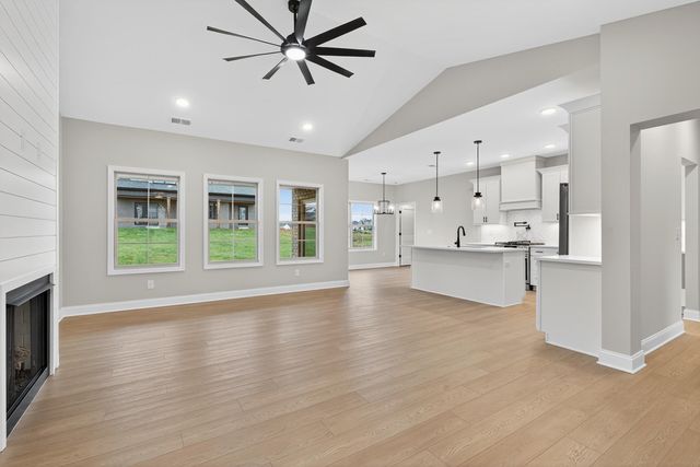 101 Jasmine Lane, Nicholasville, KY 40356