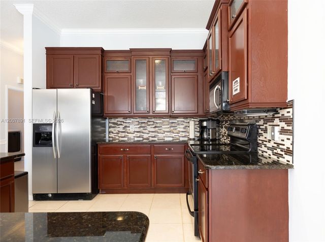 2033 SW Beekman St 2033, Port St. Lucie, FL 34953