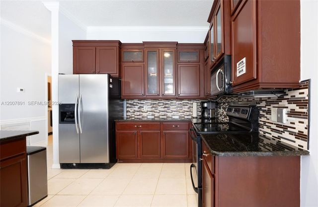 2033 SW Beekman St 2033, Port St. Lucie, FL 34953