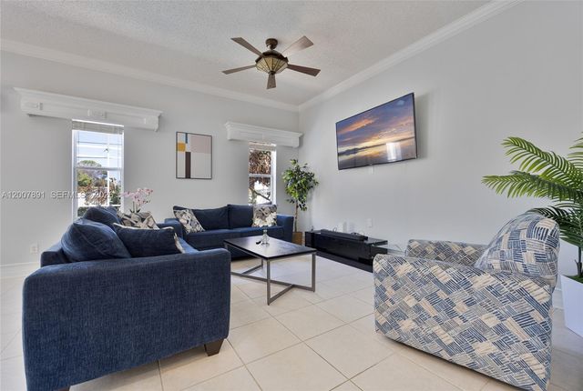 2033 SW Beekman St 2033, Port St. Lucie, FL 34953