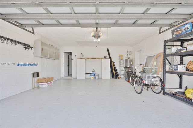 2033 SW Beekman St 2033, Port St. Lucie, FL 34953