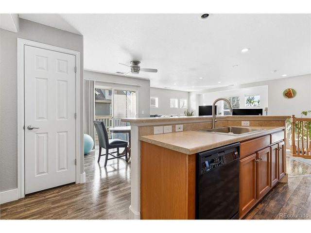 11855 Oak Hill Way A, Commerce City, CO 80640