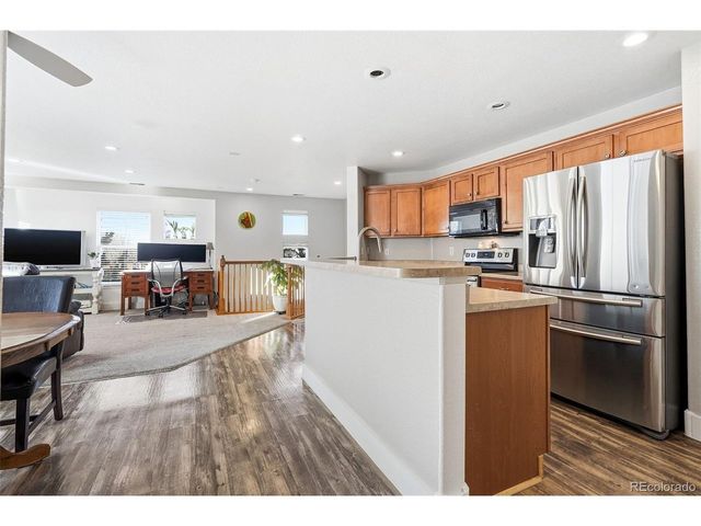 11855 Oak Hill Way A, Commerce City, CO 80640