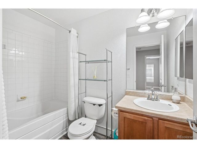 11855 Oak Hill Way A, Commerce City, CO 80640