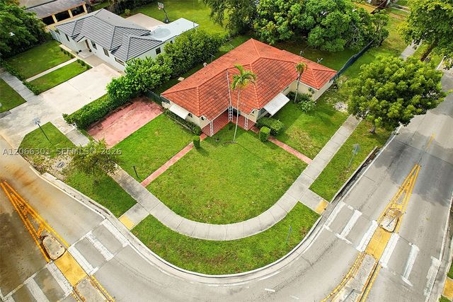 1200 NE 131st St, North Miami, FL 33161