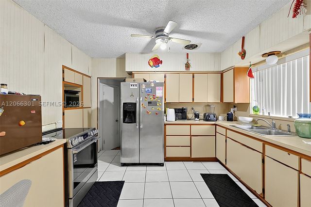 1200 NE 131st St, North Miami, FL 33161