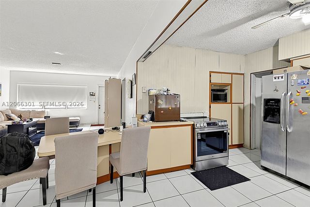 1200 NE 131st St, North Miami, FL 33161