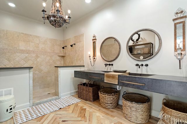822 Estrella Del Mar, Tyler, TX 75703
