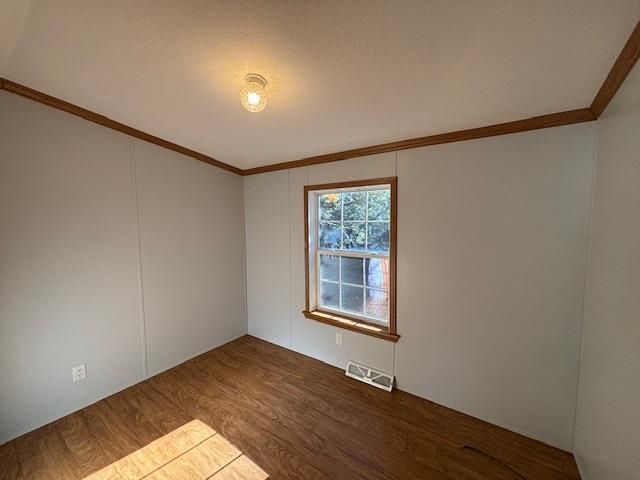 60 Roberts Road, Barrington, NH 03825