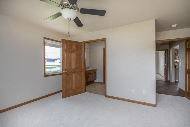 610 HARVEST TRAIL, Appleton, WI 54913